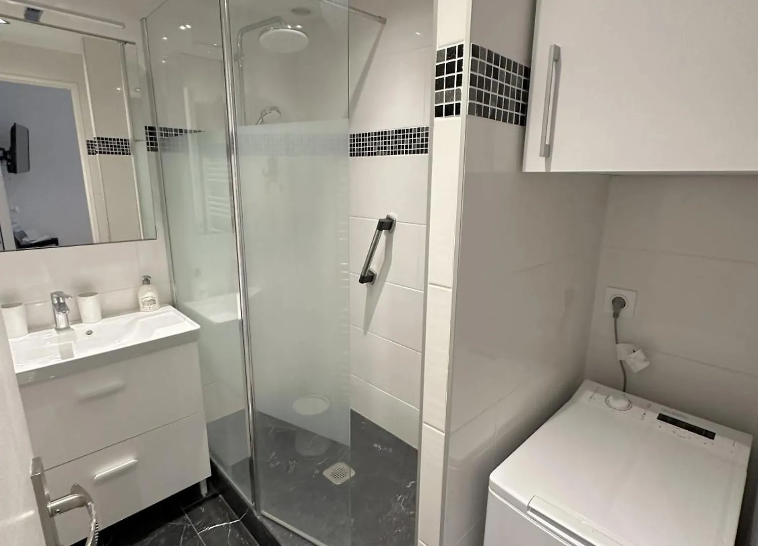 Residence Graziella Appartement 100 Juan-les-Pins Apartment