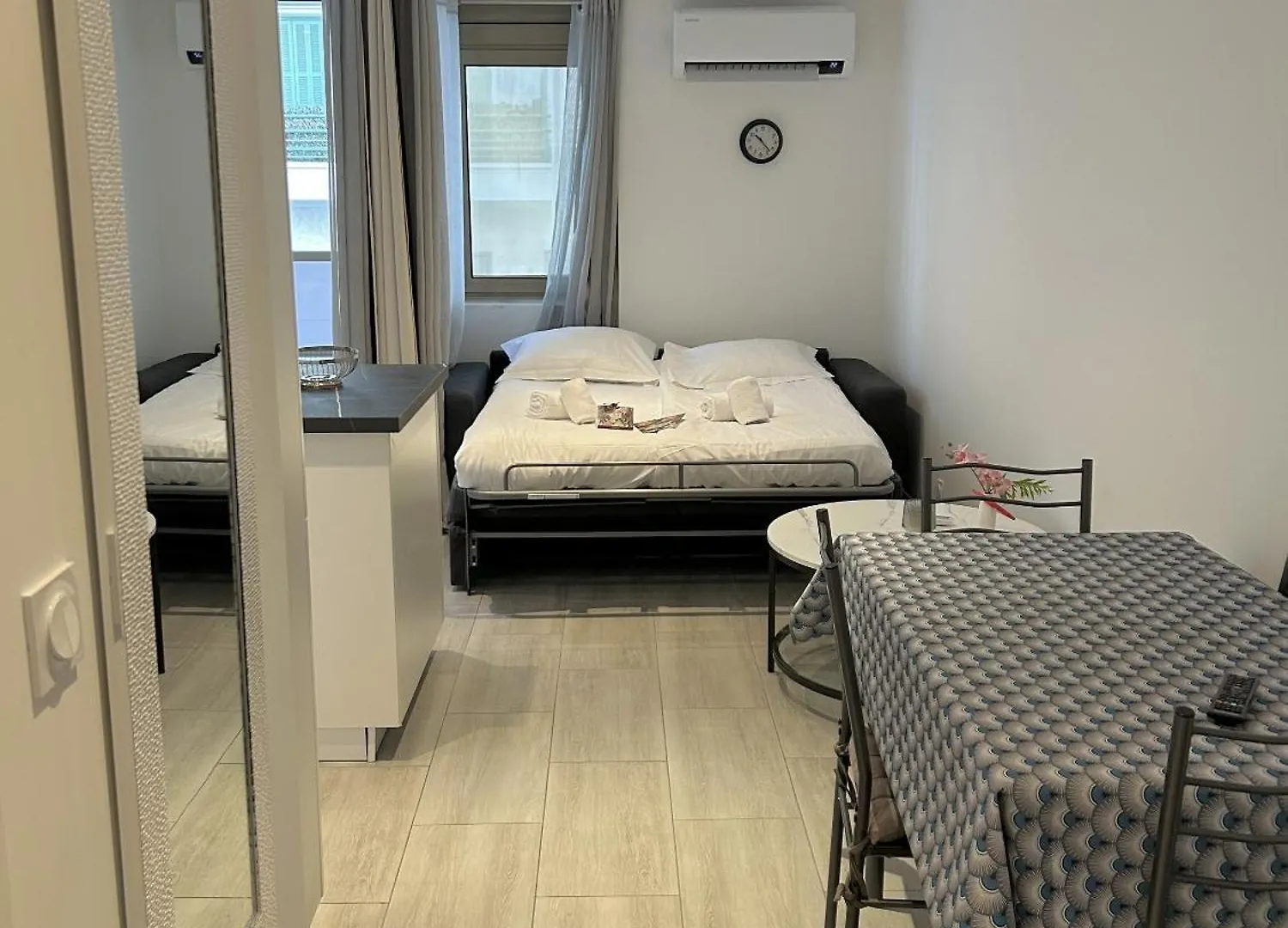 Residence Graziella Appartement 100 Juan-les-Pins 0*,